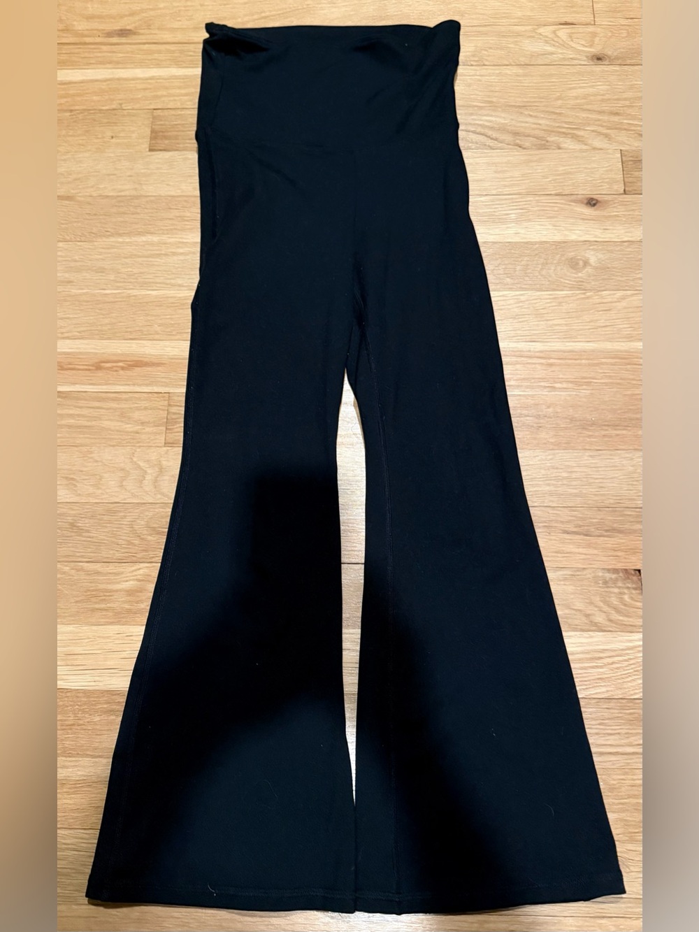 EUC Abercrombie Girls Essential Flare Knit Leggings